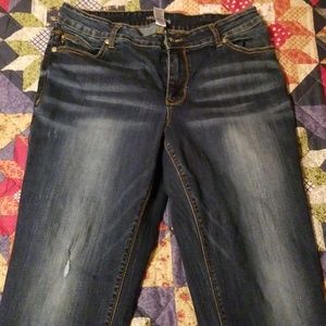 Maurice's  capri jeans